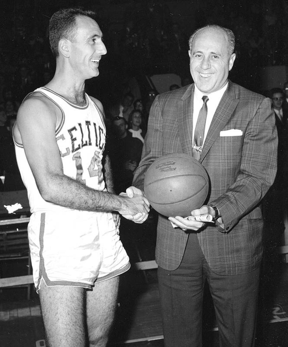 AUERBACH-BASKETBA%282%29.jpg